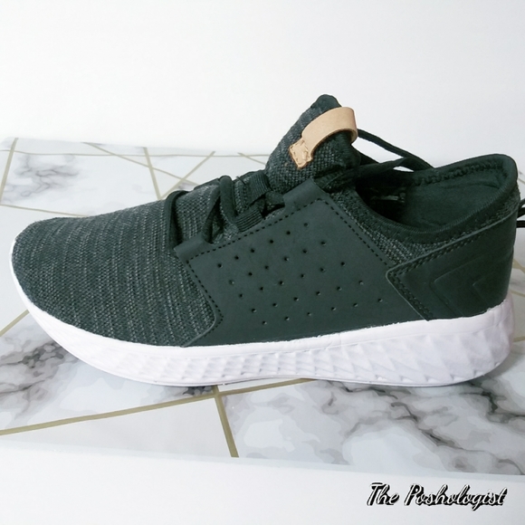 Shoes - Black Platform Cool Wave Memory Foam Sneakers 6.5